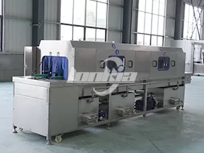 Lavadora de cajas con calentamiento a vapor