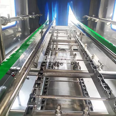 Lavadora de cajas con calentamiento a vapor